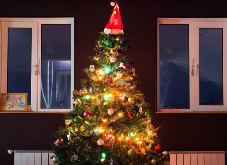 Slim Artificial Christmas Trees: A Healthy Addition to Your Holiday Decor